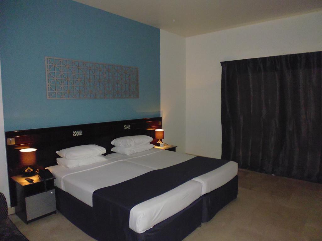 Al Sawadi Beach And Spa Complex